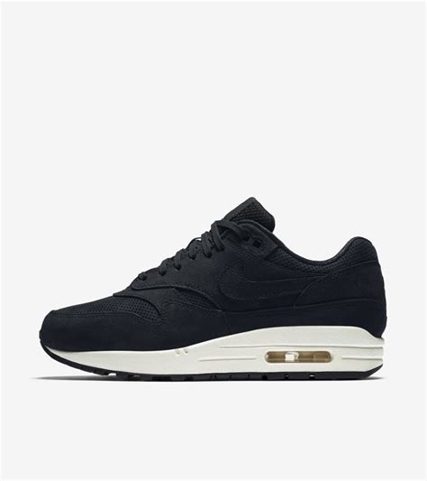 nike air max 1 maat 43 dames zwart|air max 1 model.